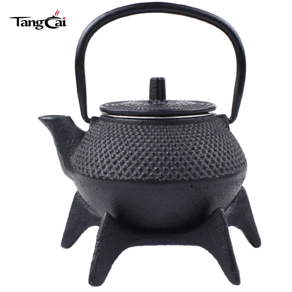 Th&eacute;i&egrave;re en fonte multi-usage de 600&nbsp;ml pour faire bouillir et infuser le th&eacute;