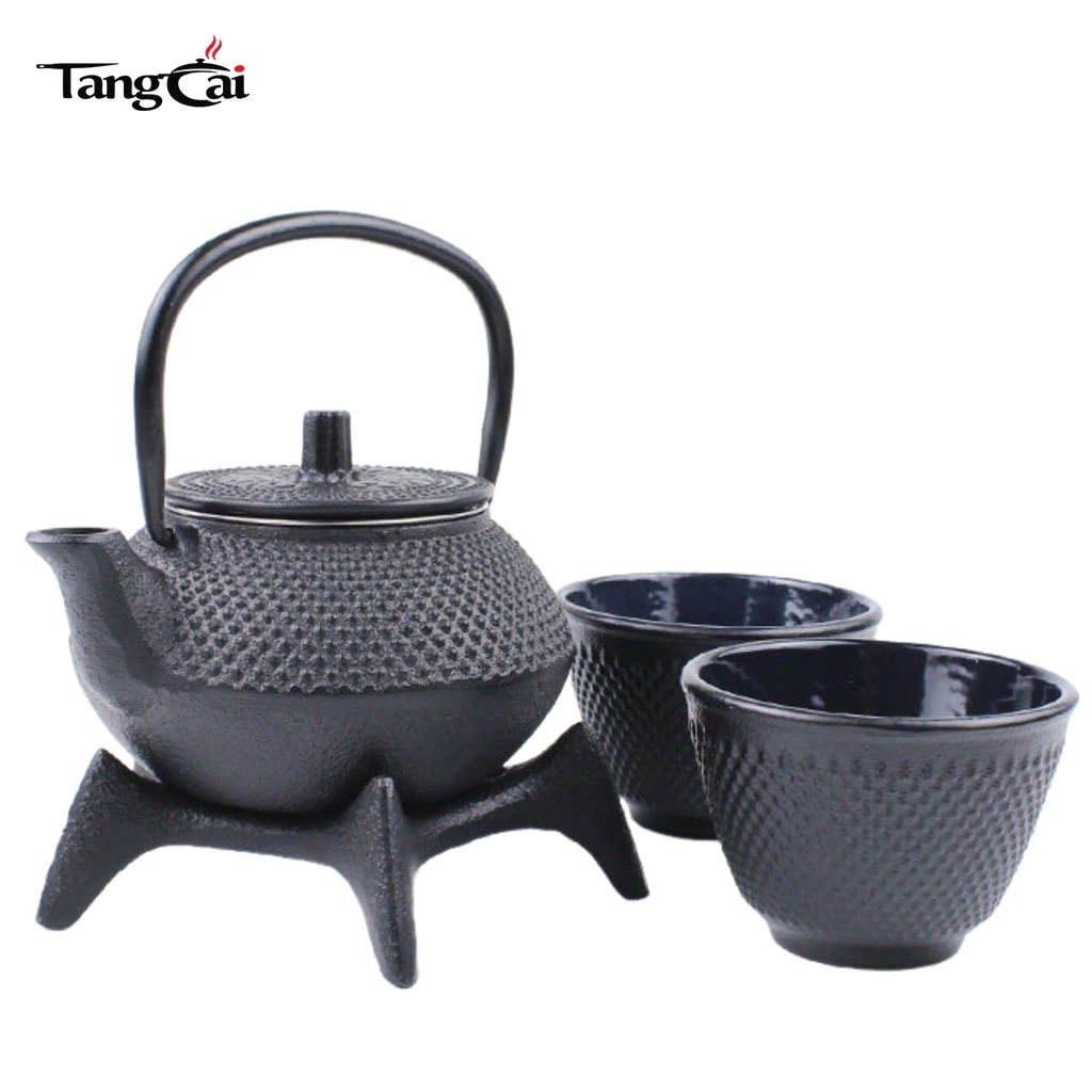 Th&eacute;i&egrave;re en fonte multi-usage de 600&nbsp;ml pour faire bouillir et infuser le th&eacute;
