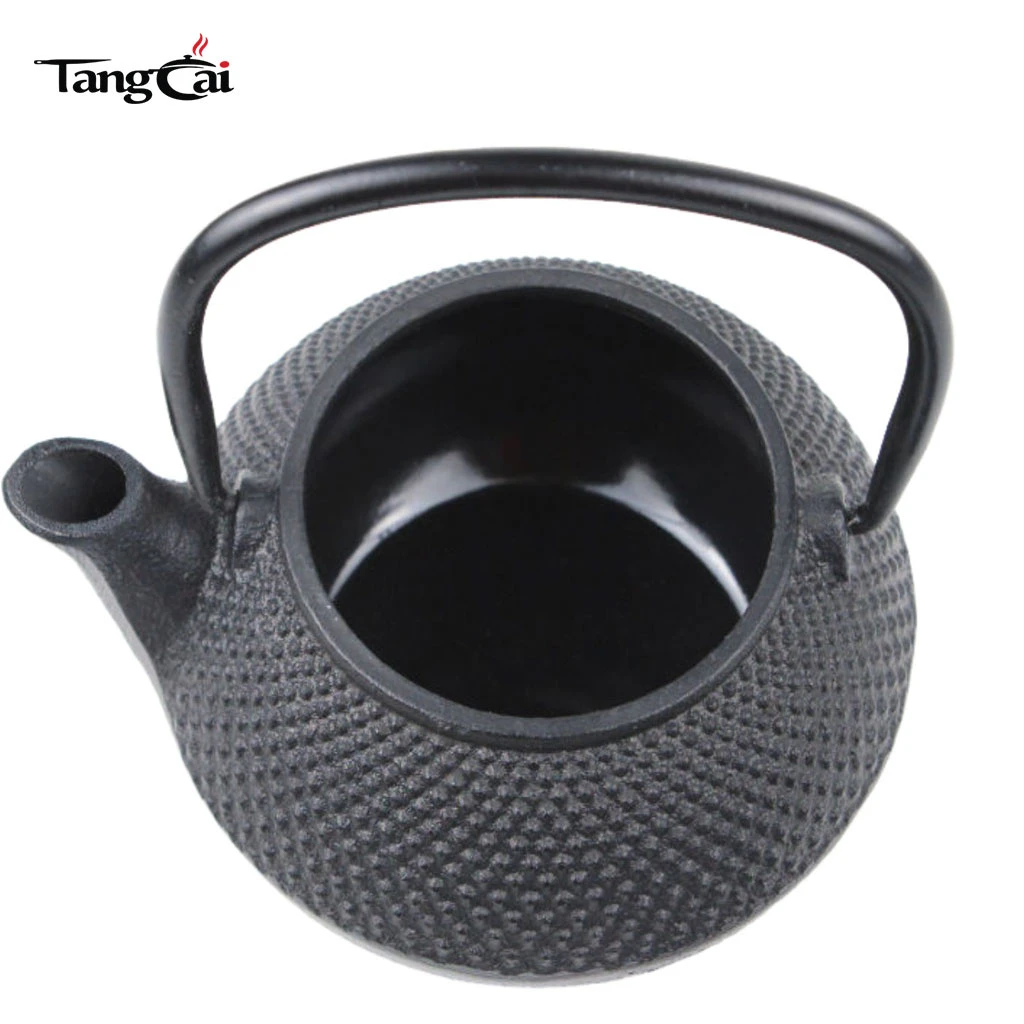 Th&eacute;i&egrave;re en fonte multi-usage de 600&nbsp;ml pour faire bouillir et infuser le th&eacute;