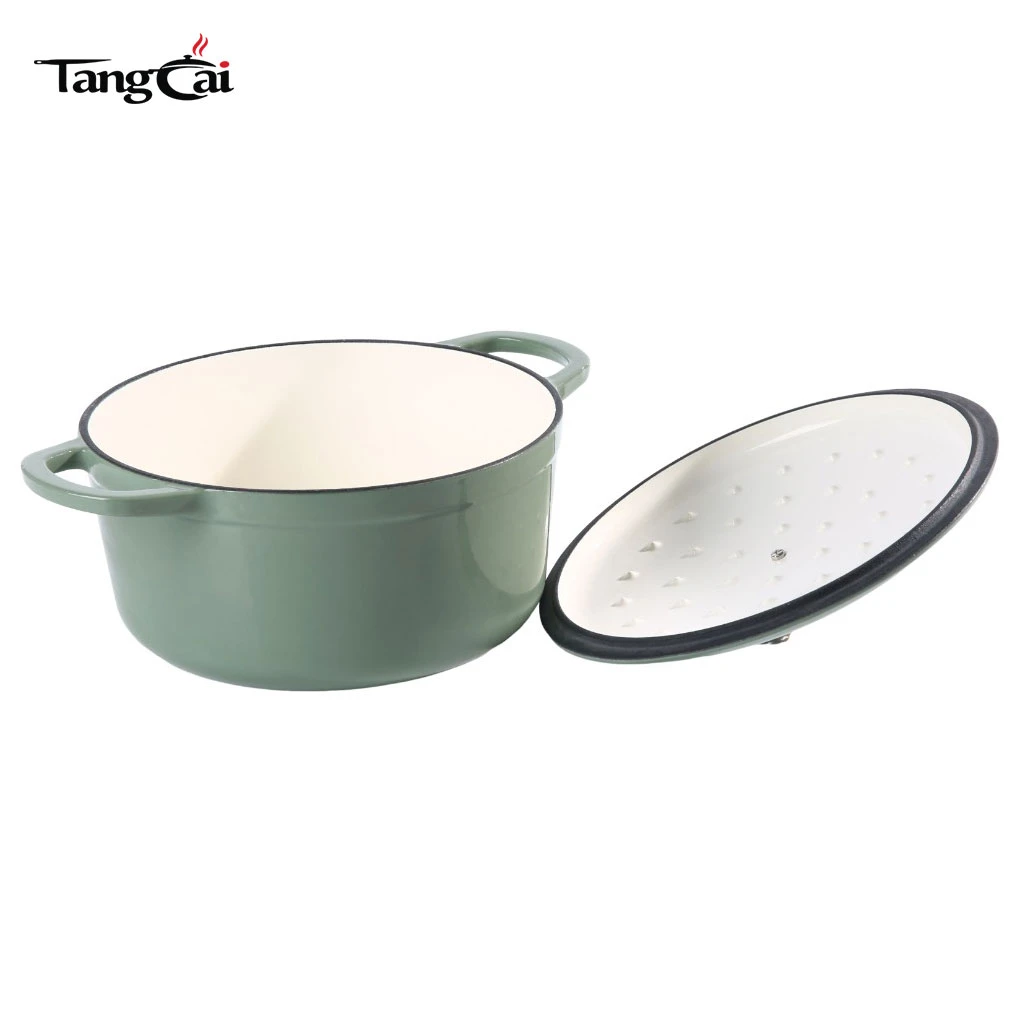 Four hollandaise en fonte &eacute;maill&eacute;e vert sauge de 5&nbsp;QT avec bouton dor&eacute; pour pain au levain Cuisson