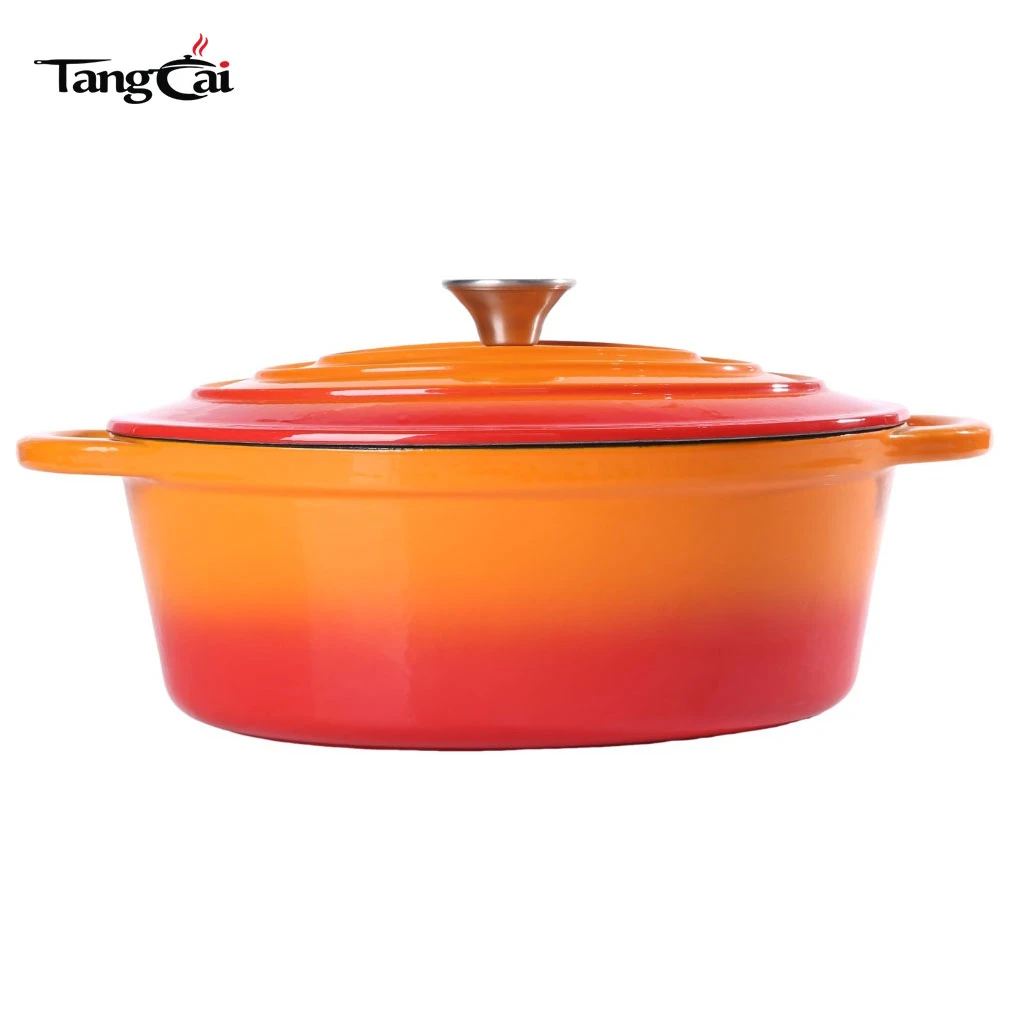 Grand faitout en fonte &eacute;maill&eacute;e ovale orange de 7&nbsp;litres de style classique, cocotte de taille familiale
